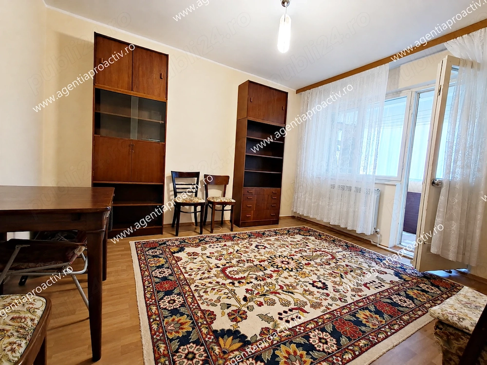 Apartament cu 3 camere decomandate, zona Centrală   Galați