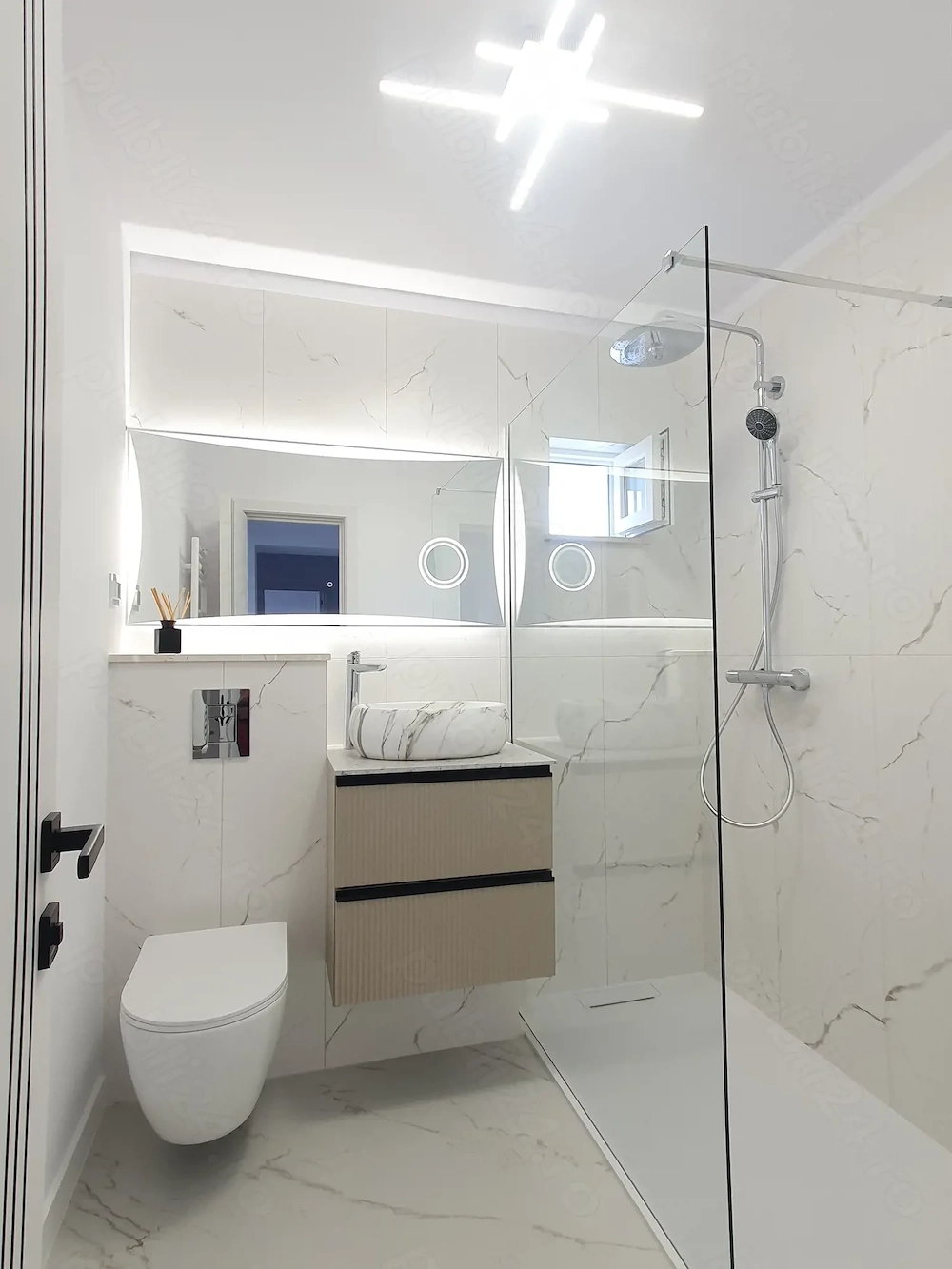 Vand Apartament 2 camere 60mp Utili Decomandat Renovat NOUA BRASOV