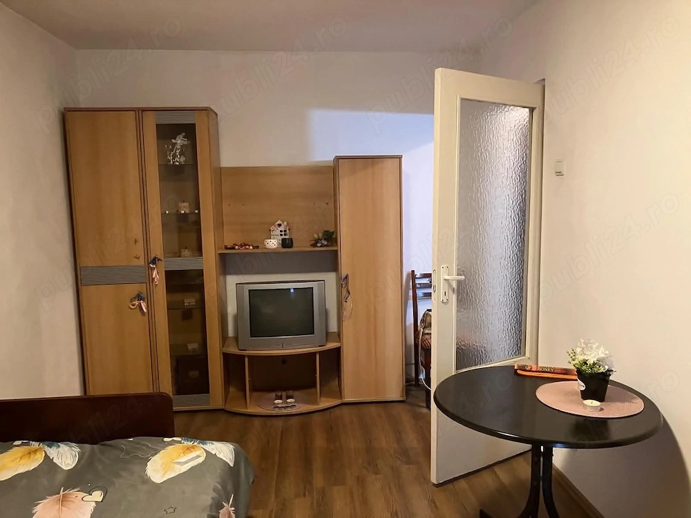 Inchiriez Garsoniera Micalaca- Zona Cenad- Arad