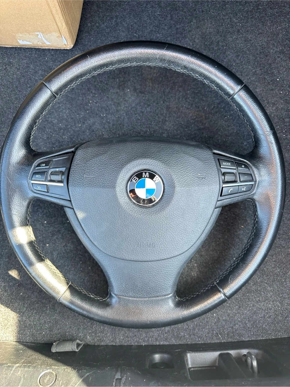 Vând volan BMW seria 5 F10 an 2014 
