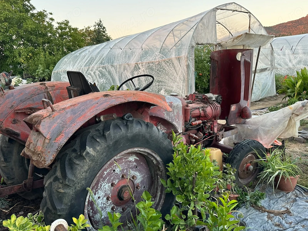 Vând Tractor Güldner - în stare de funcționare