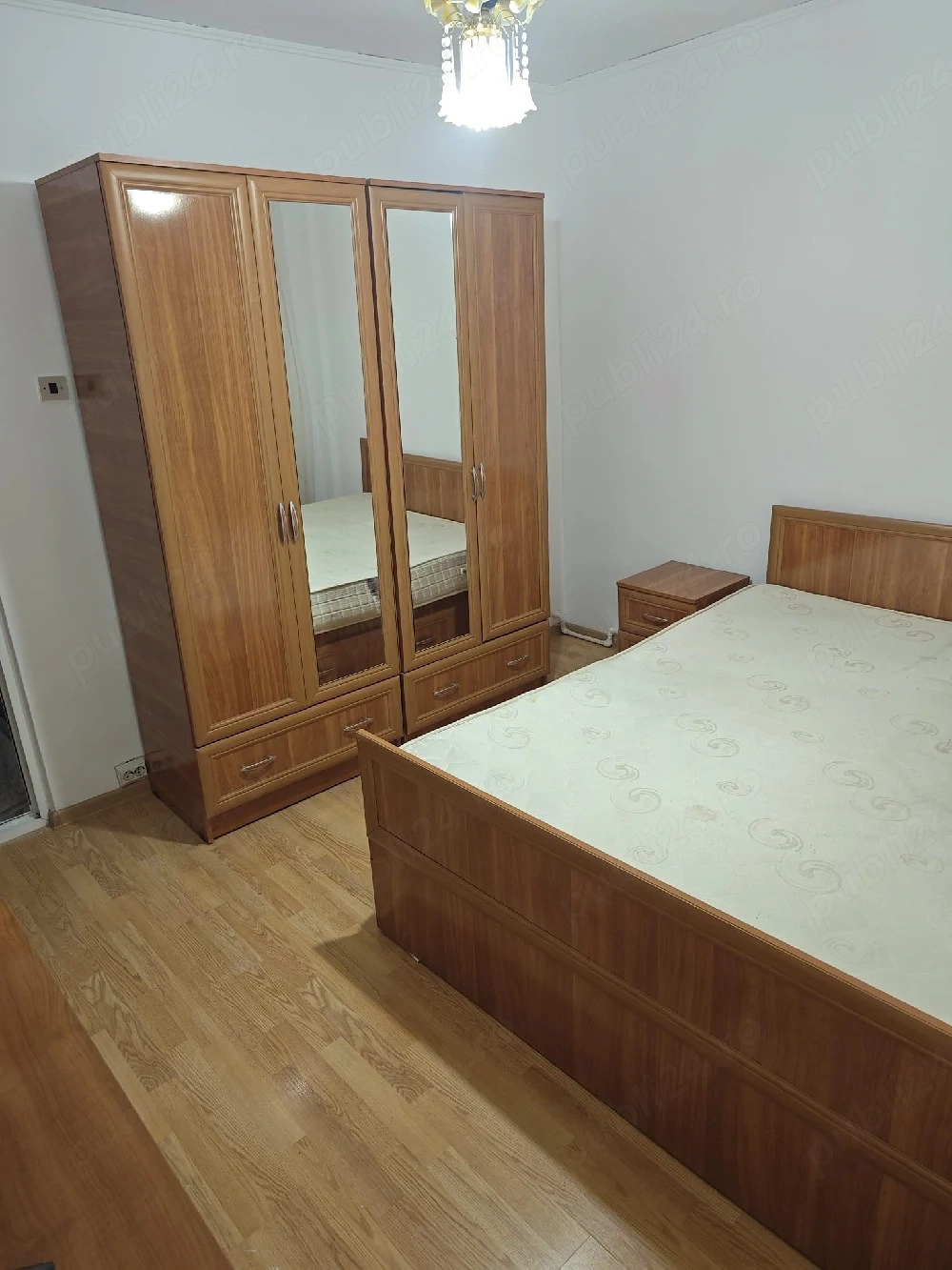 Apartament de închiriat 