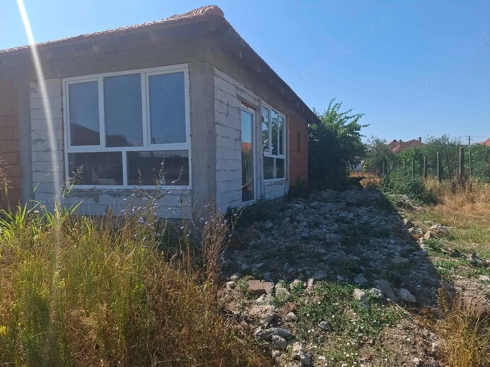 Casa Noua De Vanzare ( Fantanele Jud.Arad)