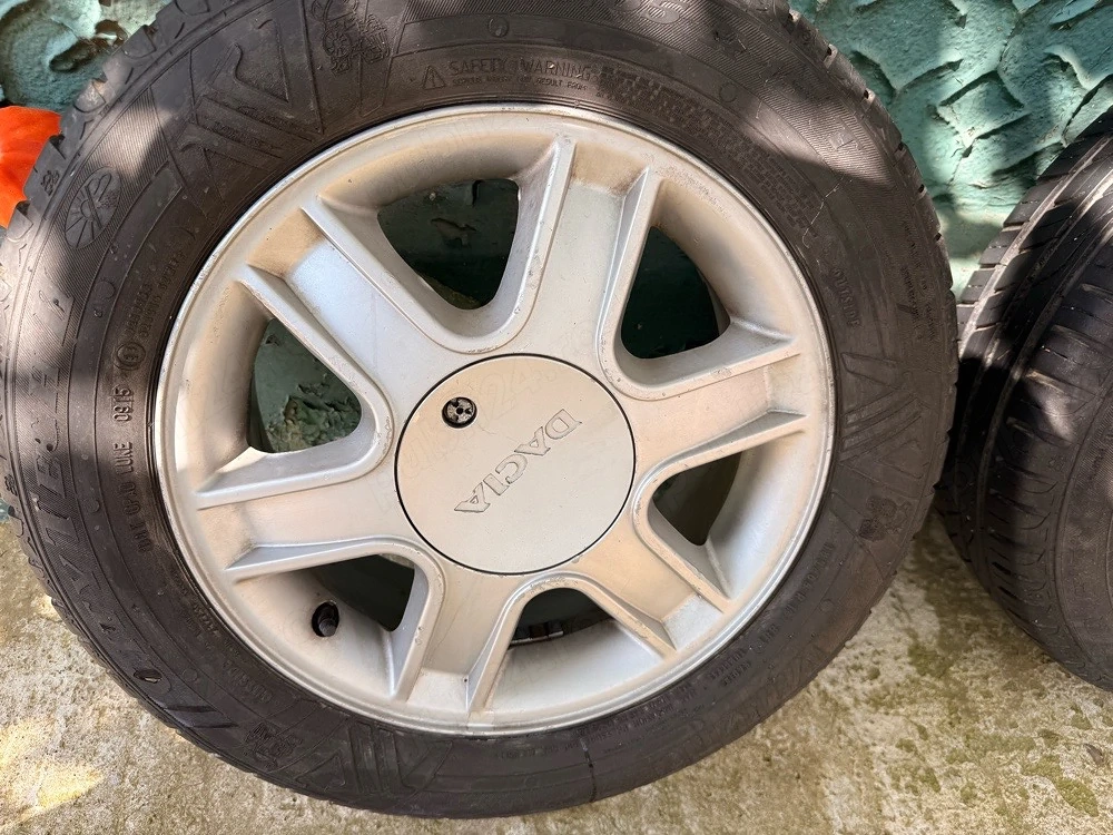 jante Dacia + cauciucuri