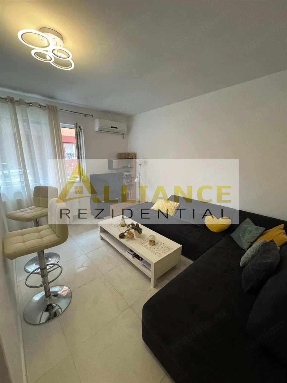 Apartament 2camere mobilat+parcare Metrou Aparatorii Patriei 7min