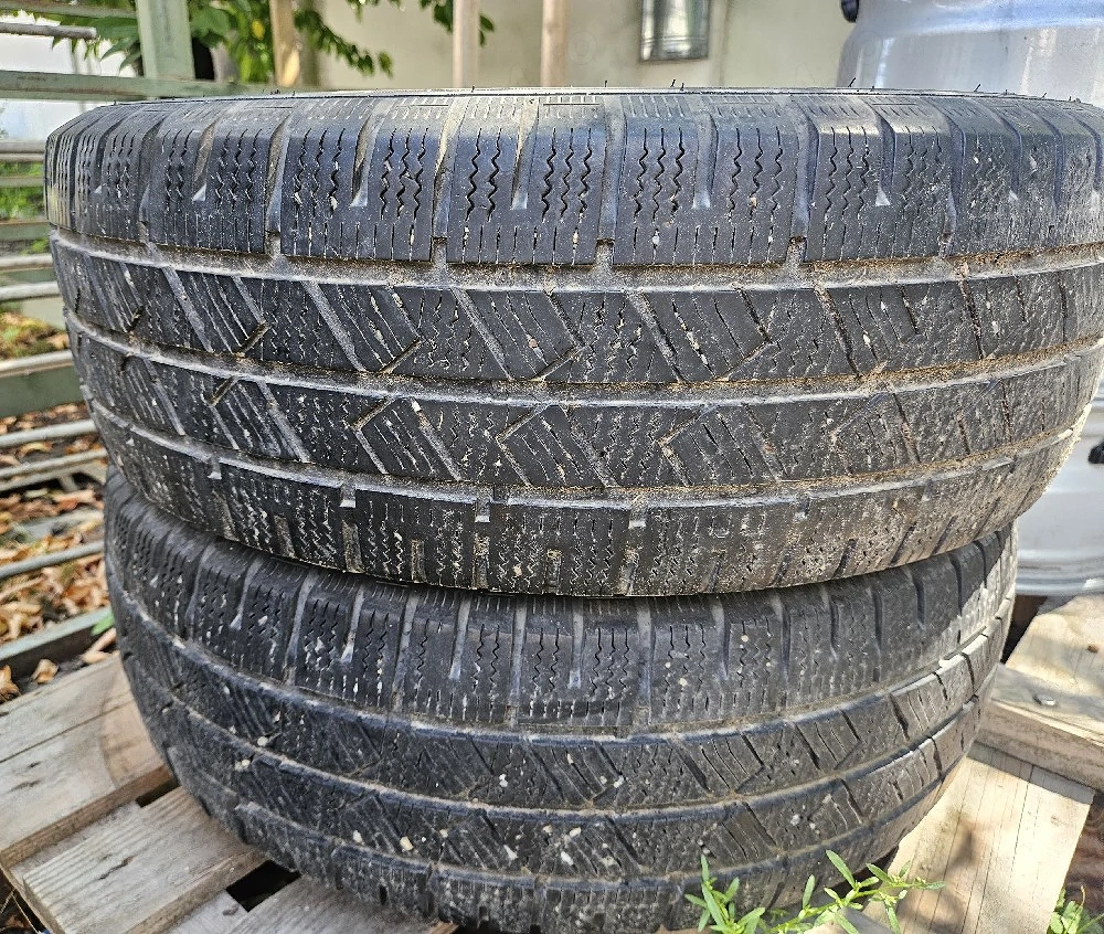 2x Laufenn iarna 225/65/16c