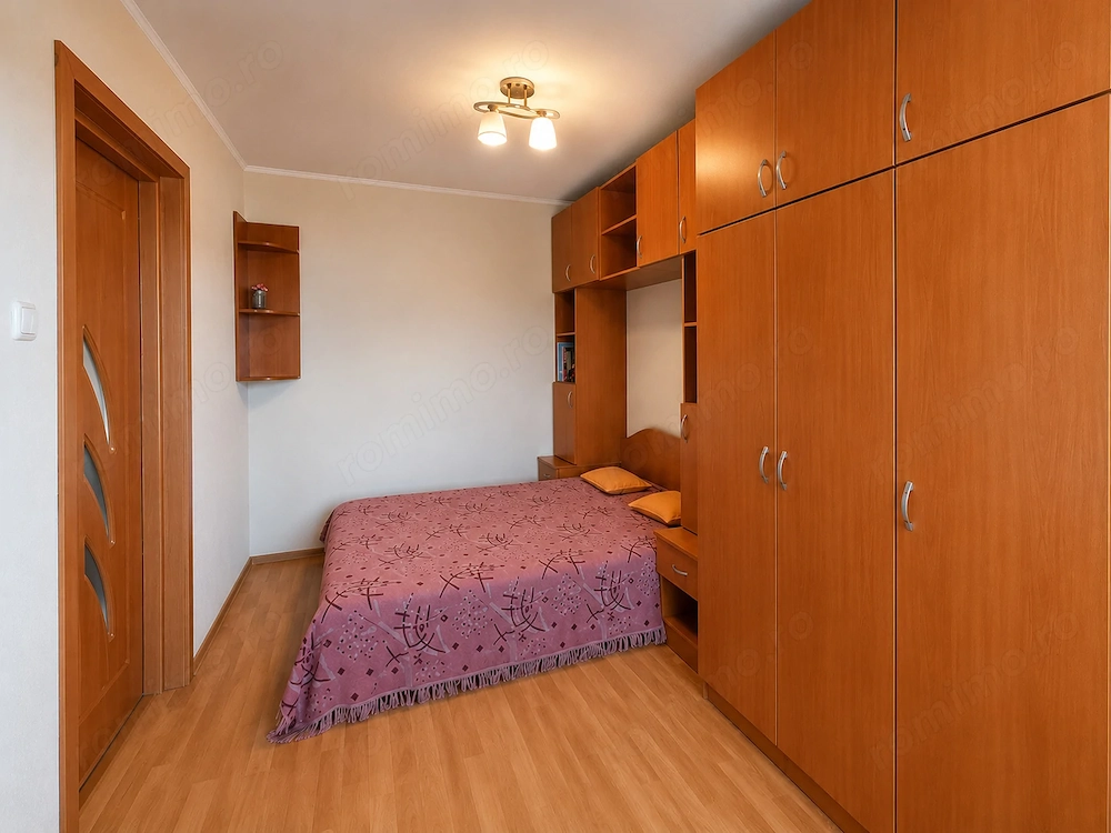 Apartament 2 camere de vanzare balcon pivnita Vasile Aaron