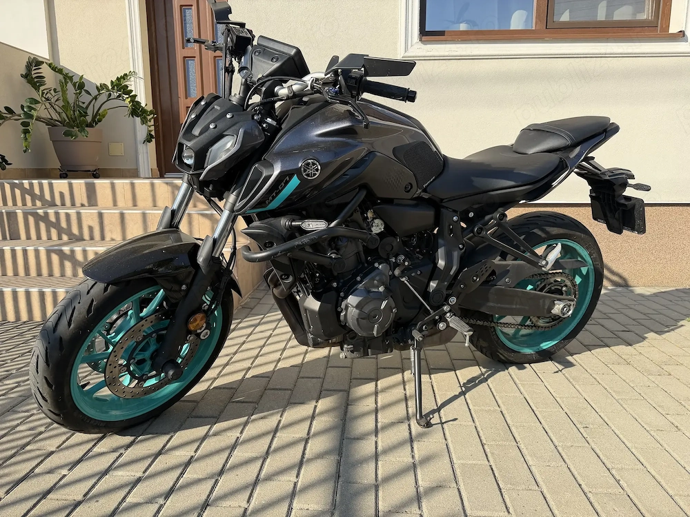 Yamaha MT-07   stare foarte bună   accesorii