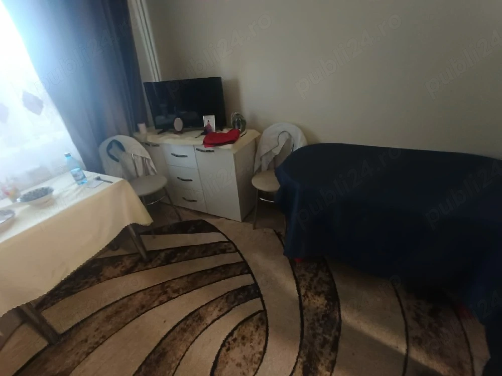 Garsoniera de vanzare închiriat