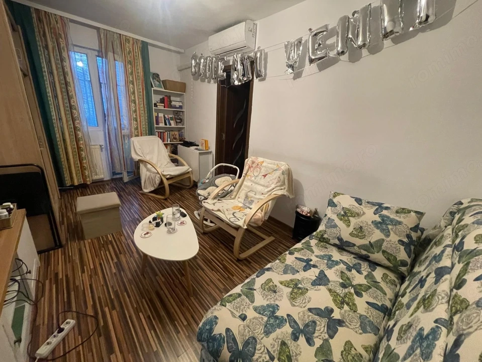 Apartament 3 camere, 43.76 mp, zona Craiovita Noua 
