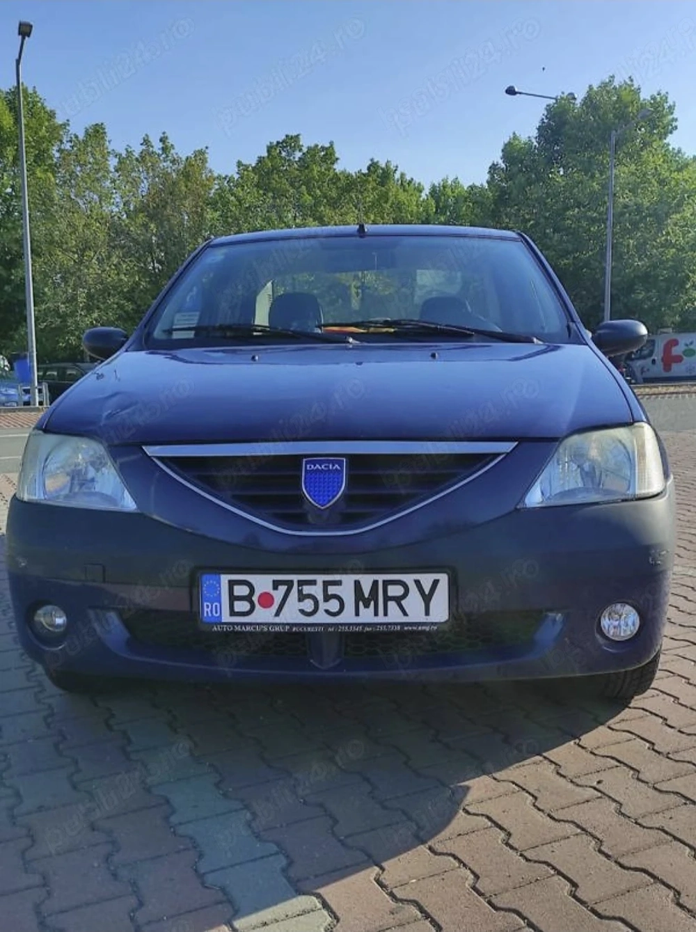 Vand autoturism Dacia Logan 