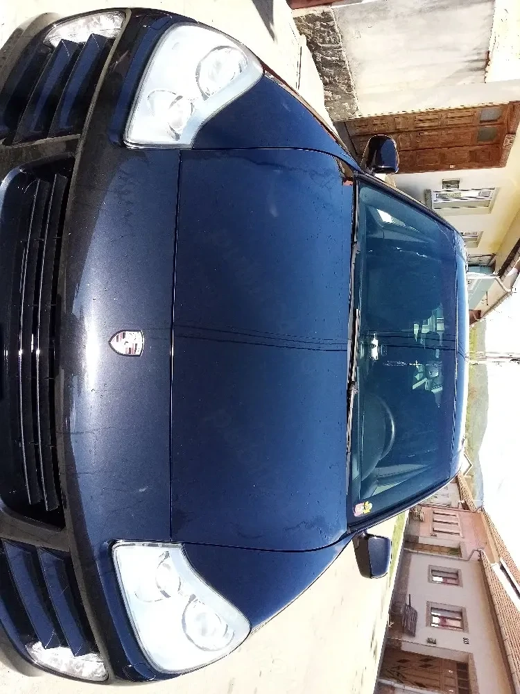 Porsche chaeen 