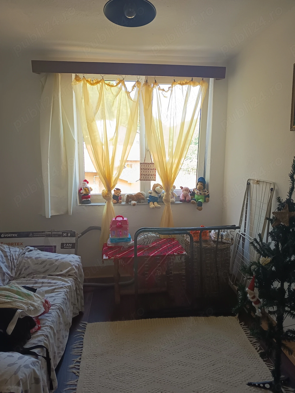 Se vinde apartament mobilat cu 2 camere la etajul 1 in Pădurea Neagră 