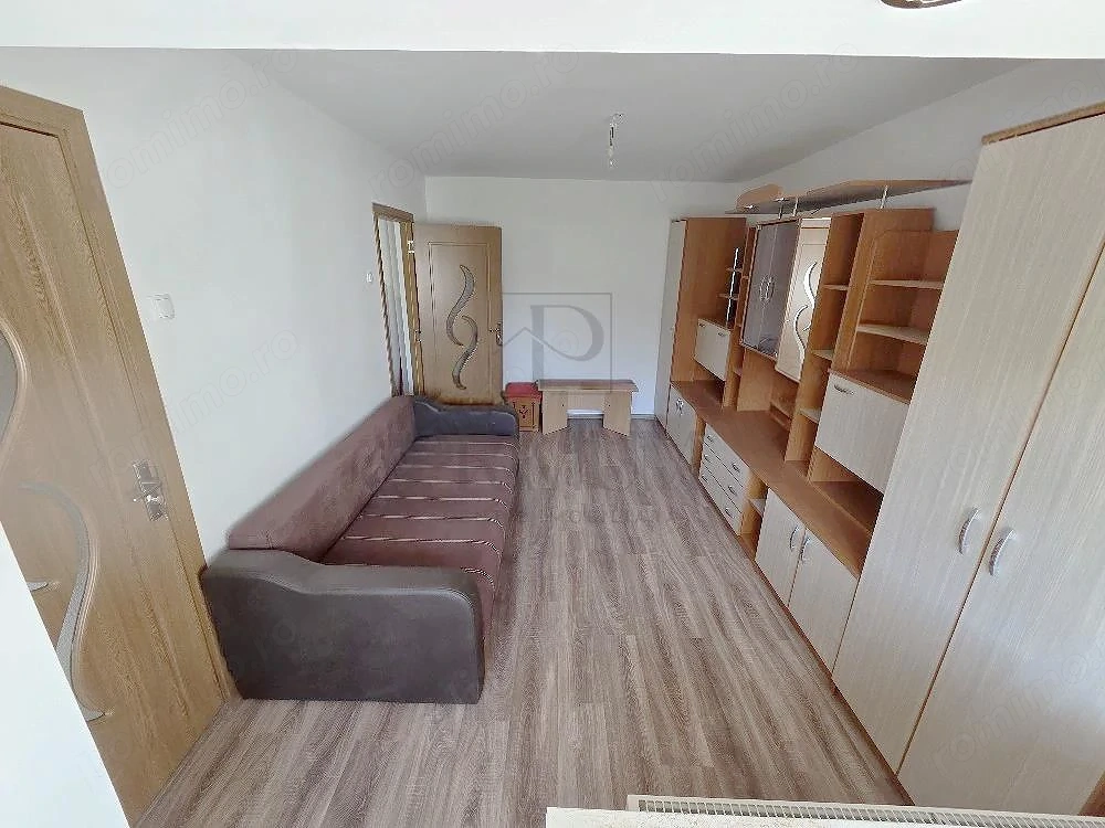 LIPOVEI - 1CAM - RENOVATA -  ZONA LINISTITA