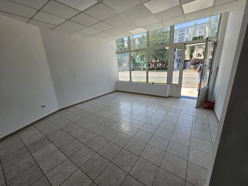Vanzare spatiu comercial 53 mp, Micro 21