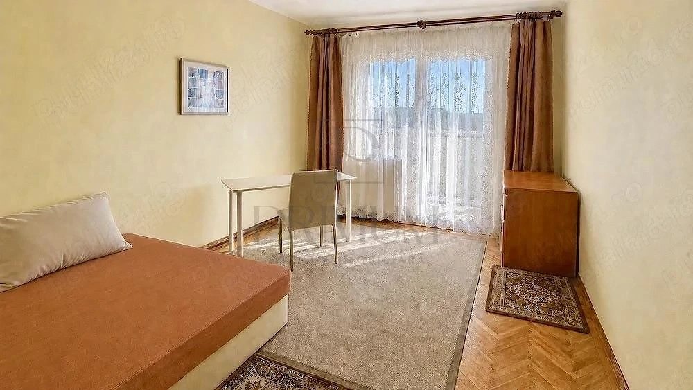 Apartament 3 camere decomandat | Complex Studentesc – Sala Olimpia | Centrala proprie