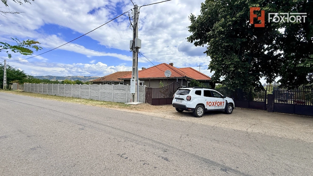 Comision 0% Casa 5 camere + 2540 mp teren + curent trifazic