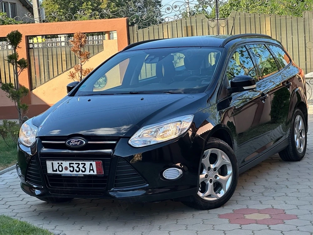 Ford Focus 2011-1.6 benzina clasic aspirat-Impecabila-Euro 5