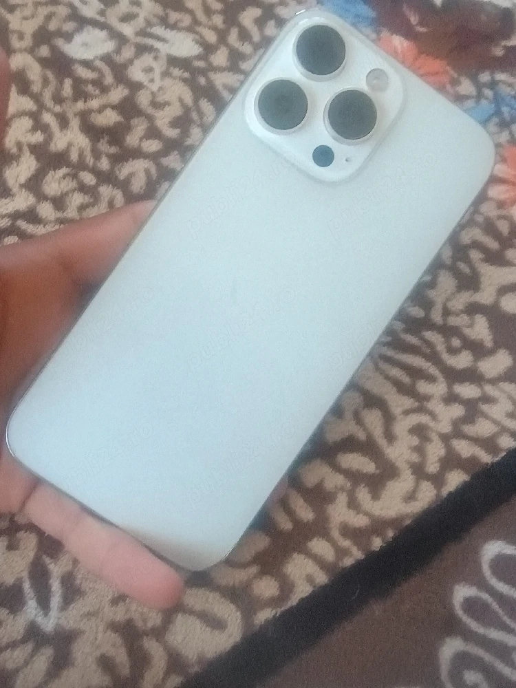 vand iPhone 16pro max 