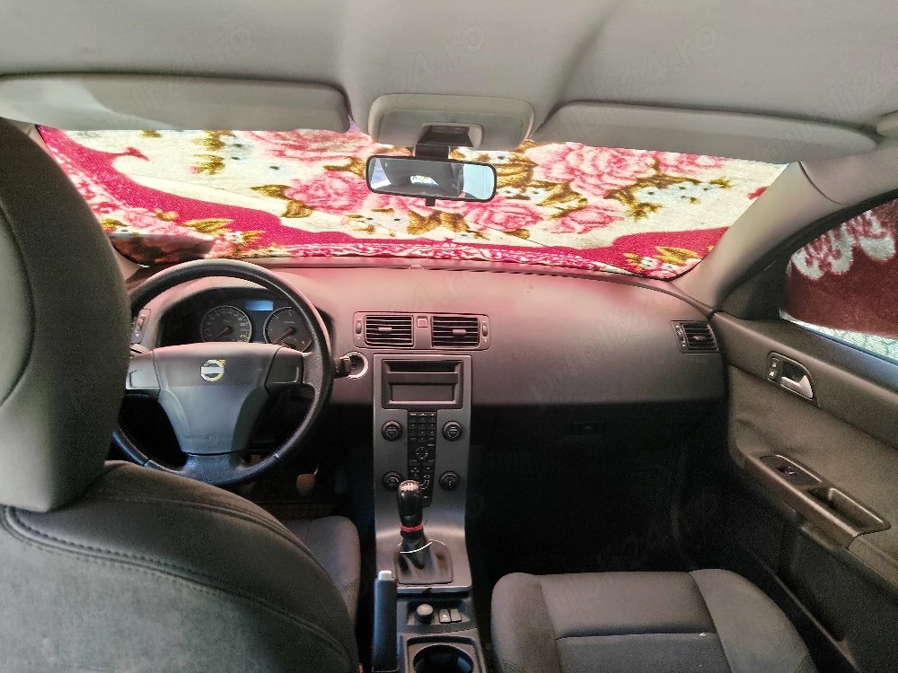 Vănd Volvo v50 d