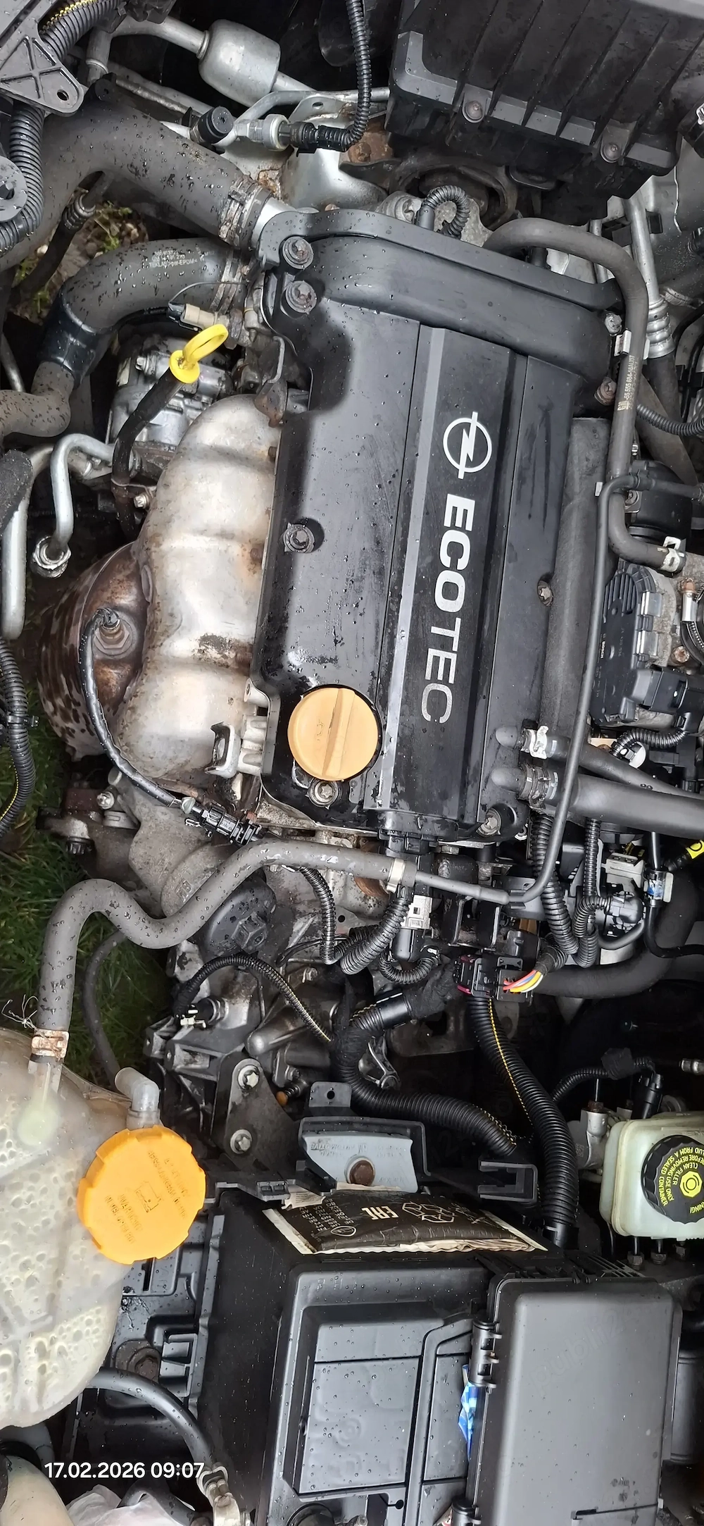 VÎND OPEL CORSA D , 1,200 ,benzina ,recent inmatriculat ,stare buna spre bună .3500 euro.