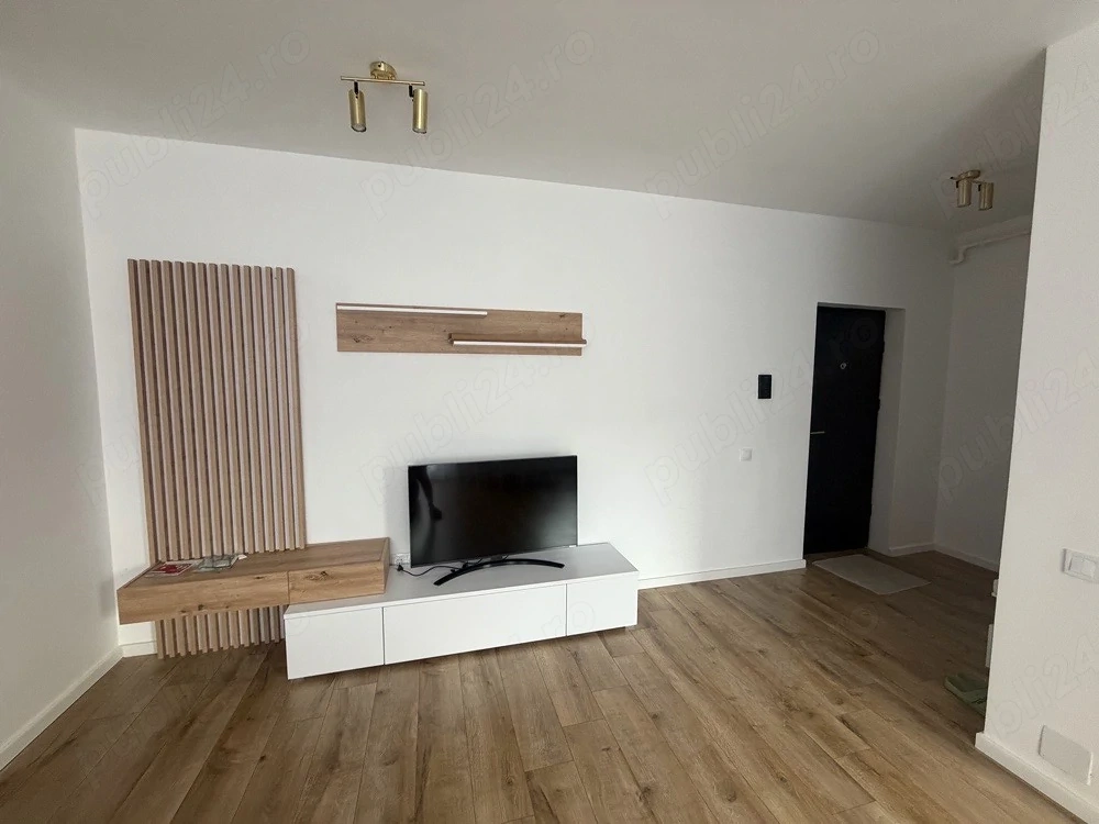PF Inchiriez ap cu 3 camere Floresti