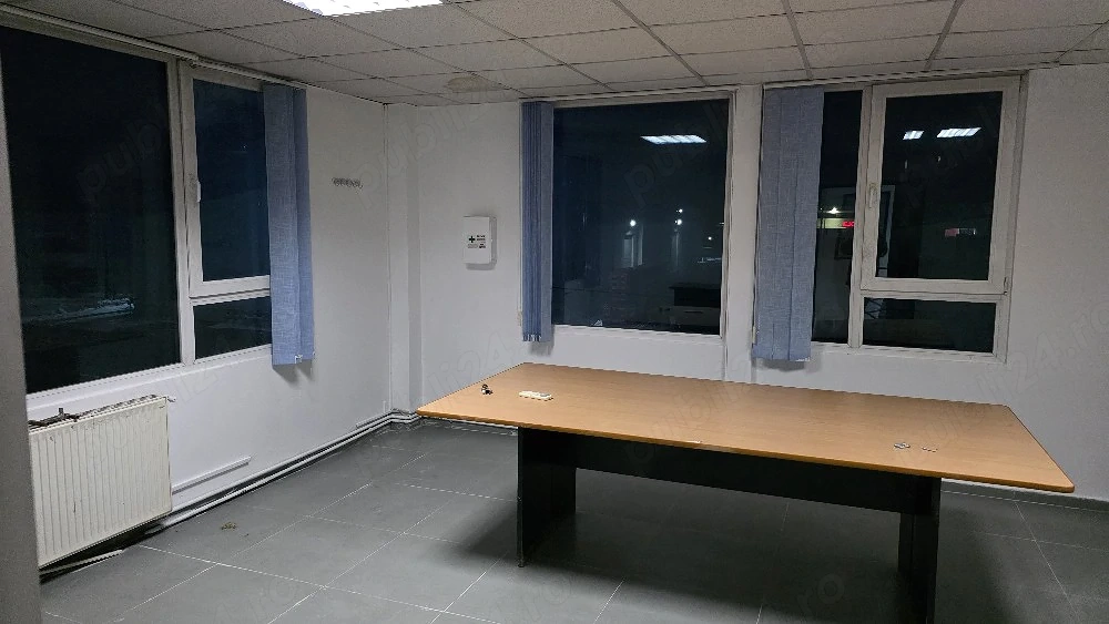 INCHIRIERE SPATIU birouri DN 65 zona Auchan Bradu de la 160 MP +