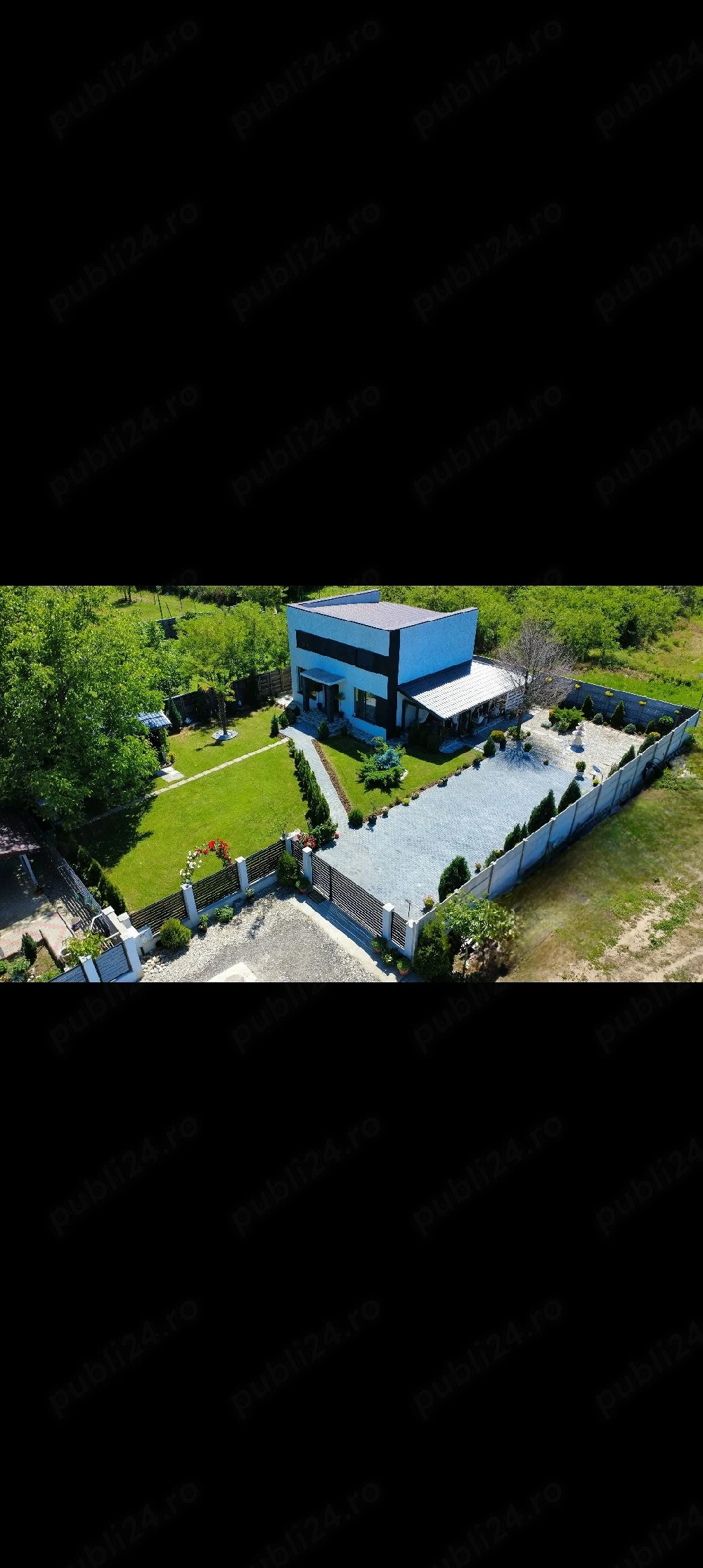 Vand sau schimb casa in Clocociov 