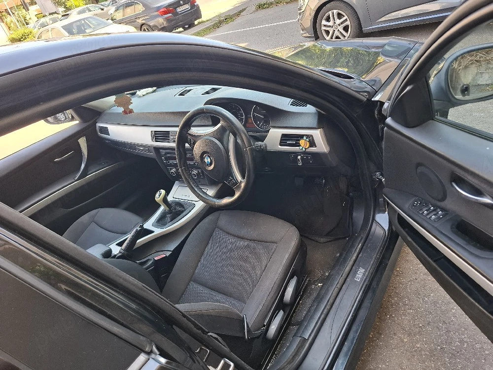 bmw e90    320 d anglia volan dreapta