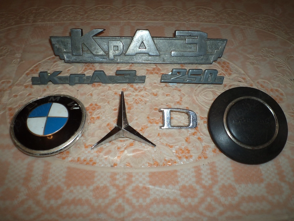 Embleme auto si un capac volan SRD 