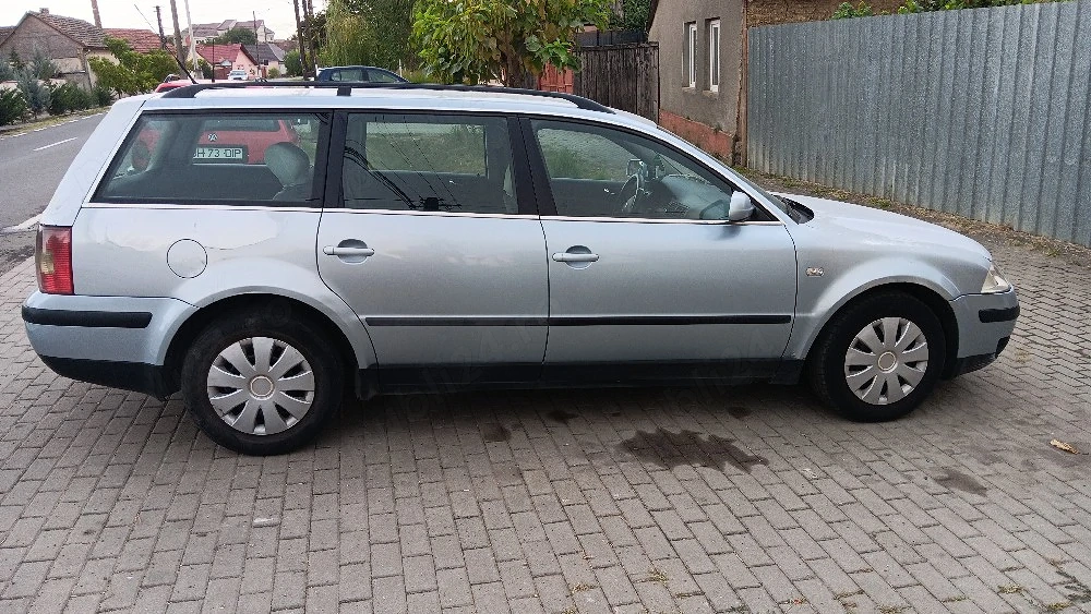 vând Volkswagen Passat b5.5 