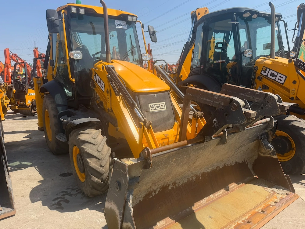 Buldoexcavator JCB 3CX an 2020