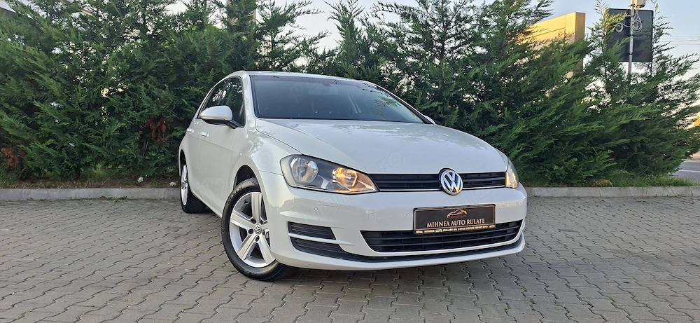 Volkswagen golf 7,an fab 2013 ,benzina ,euro 5 ,klimatronic,scaune incalzite ,senzori prk fata spate