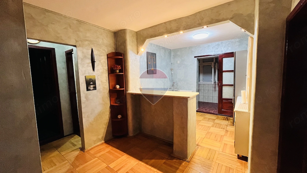 Apartament cu 2 camere de vânzare în zona Rogerius