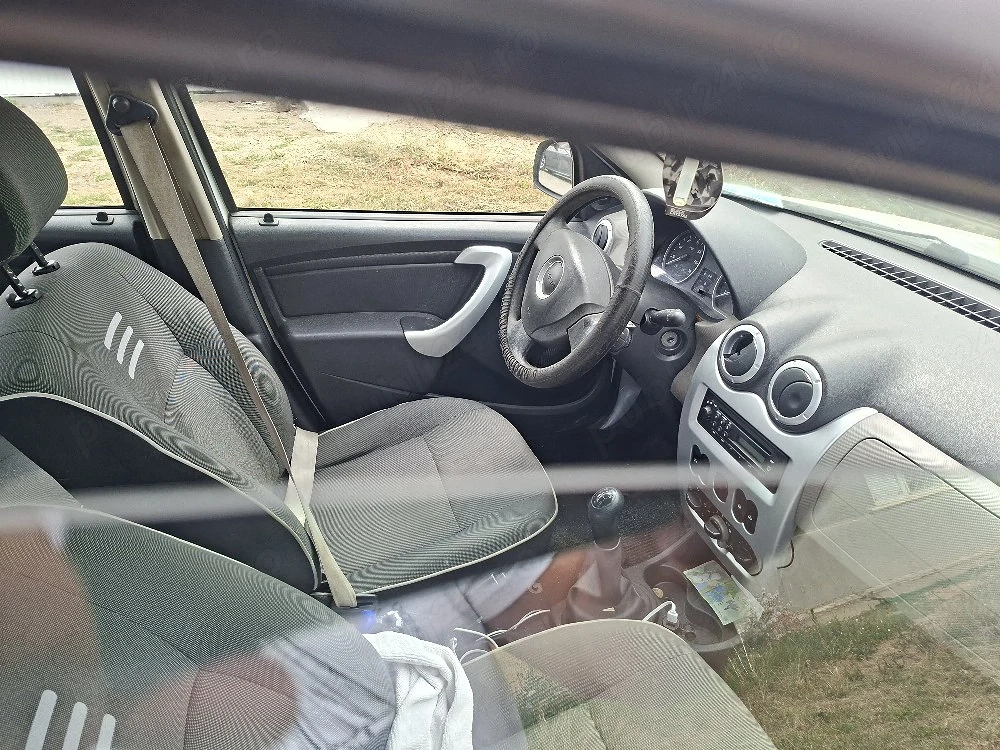 Dacia Sandero2012