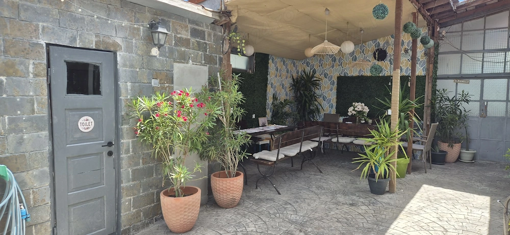 Închiriez camere casa la curte Eforie Sud 