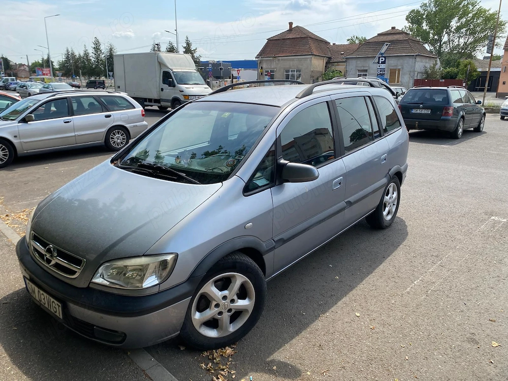 Opel Zafira 2003 2.0