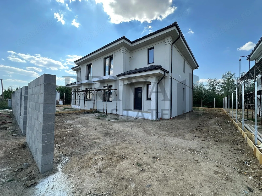 Duplex modern 5 camere, 3 bai, 120 mp, Mosnita Noua