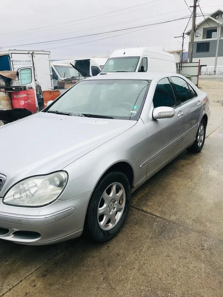 Vând Mercedes S320