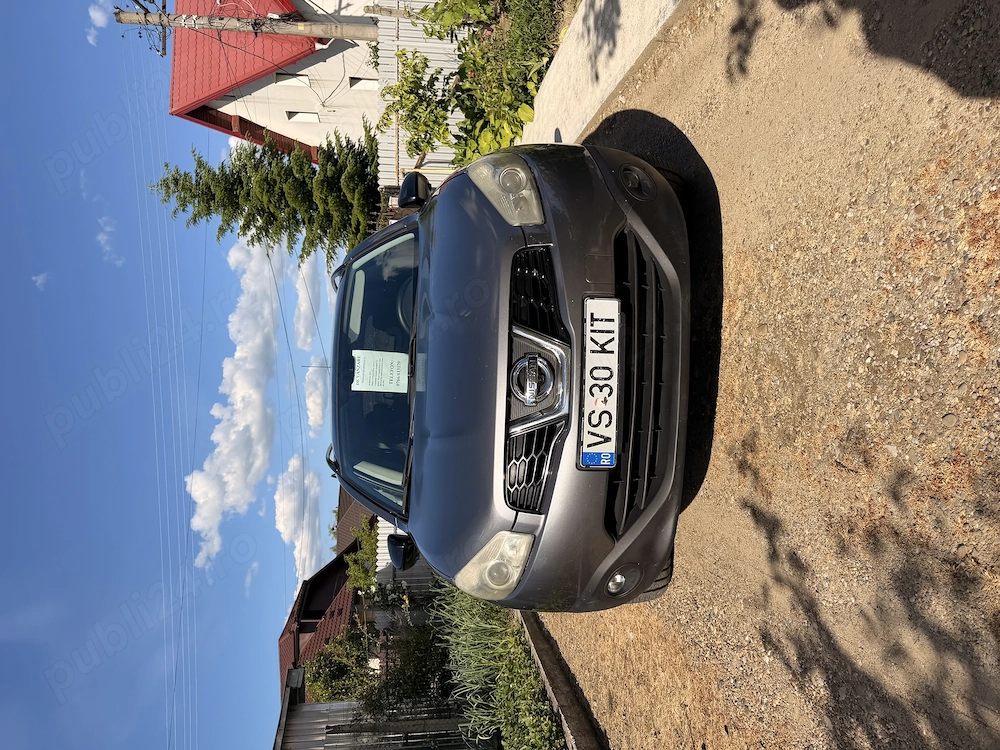 Nissan Qashqai+2 1.6 dCi 130 cp echipare Tekna