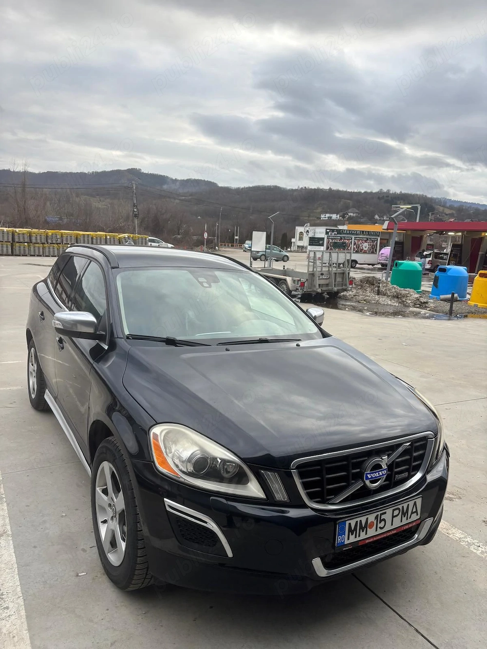 Vând Volvo XC60 - 8000  