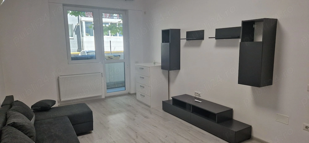 Direct Proprietar închiriez apartament 2 camere decomandat Bul. Metalurgiei -Kristal Residence