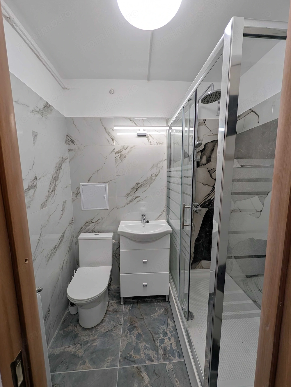 2 camere decomandat, etaj 4/4, renovat, metrou 1 Decembrie 1918