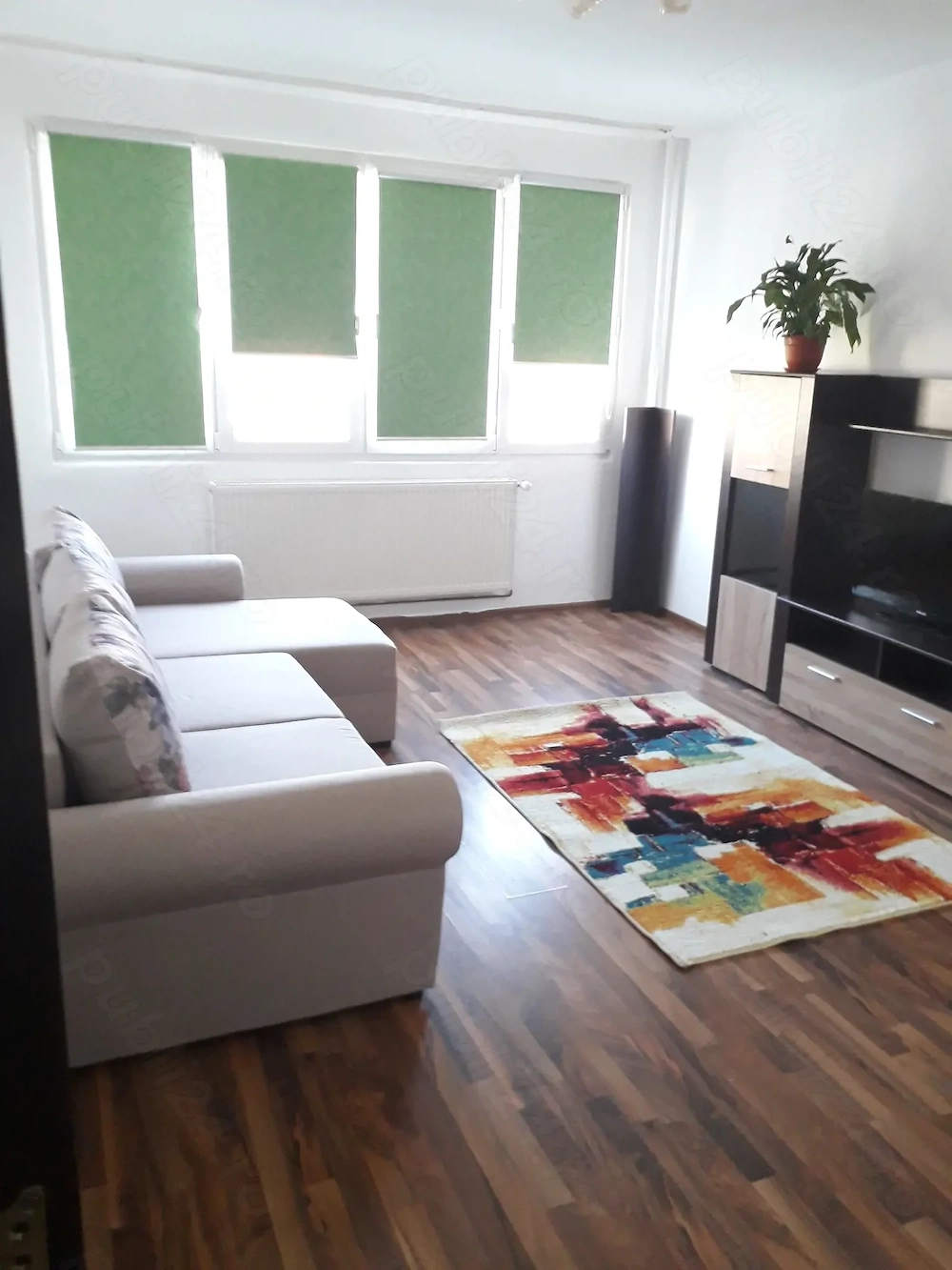 Proprietar inchiriez apartament cu 2 camere Gh Lazar 