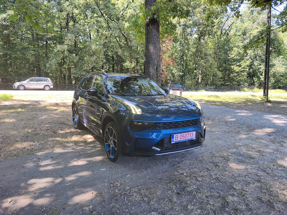Lynk & CO 01 2022 1.5 benzină+ motor electric Plug- IN Hibrid 261 CP