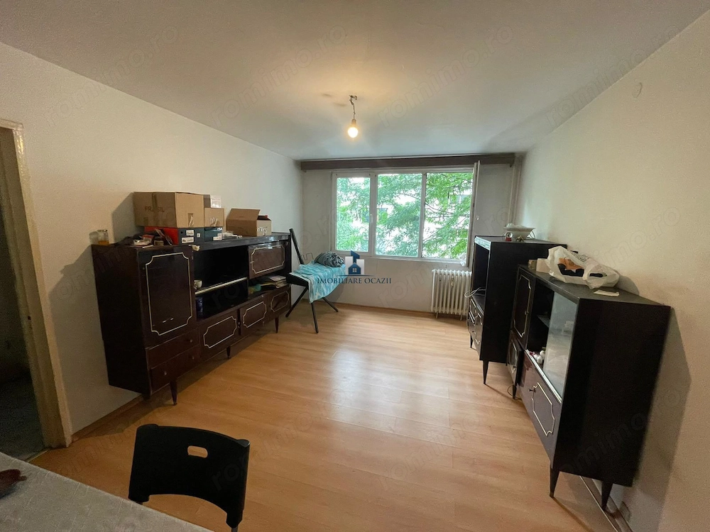 Apartament 3 camere Semidecomandat Aparatorii Patriei