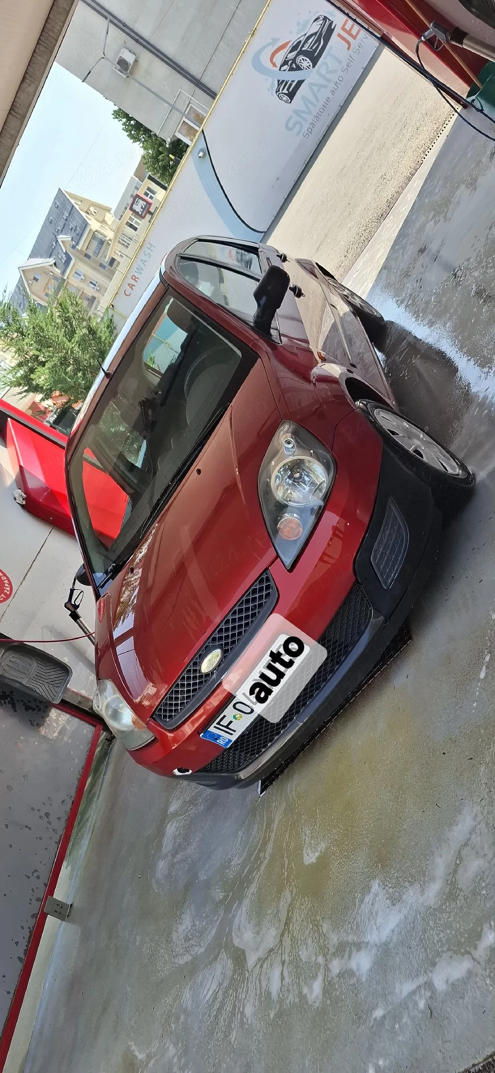 Vând Ford Fiesta 1350 EUR 