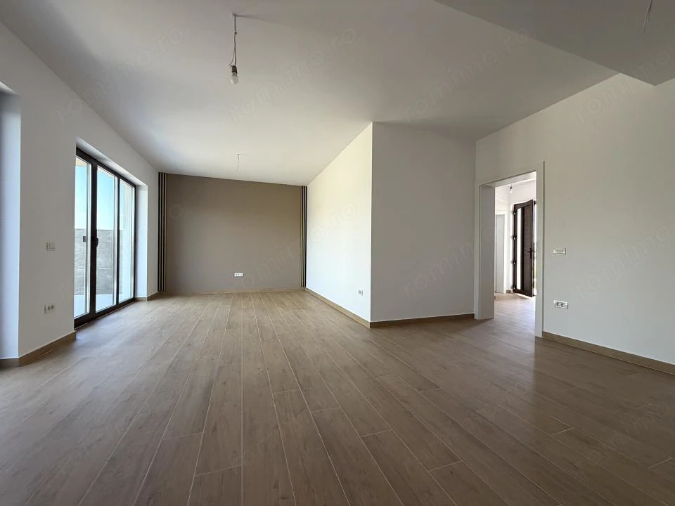 Duplex unit prin camera tehnica, 102mp utili, 350mp teren - Covaci