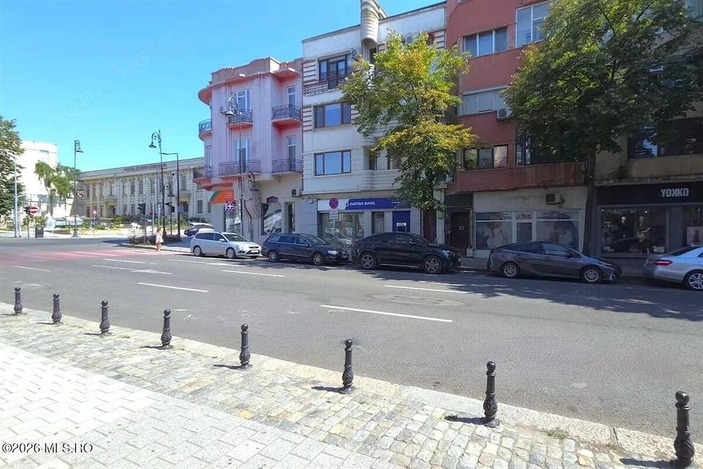Centru - Bd Tomis 76, apartament cu 2 camere plus garsoniera separata!