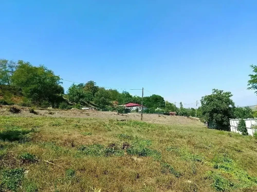 Vând teren intravilan pe strada Doboșari 